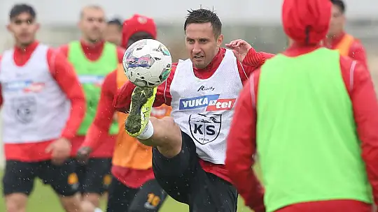 Çağdaş Atan, başarıyı takım sinerjisine bağladı