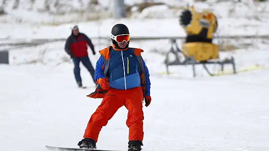 Erciyes Kayak Merkezi'ne suni karlama