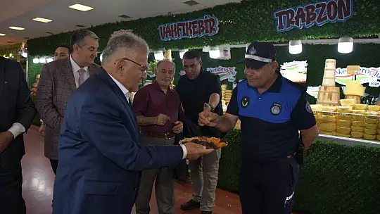 Depremzede'den Büyükkılıç'a övgü