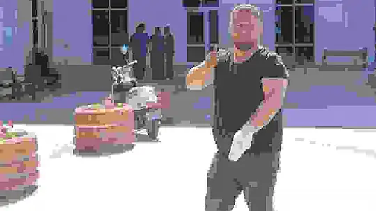 Acemi kasaplar bayrama hastanede girdi