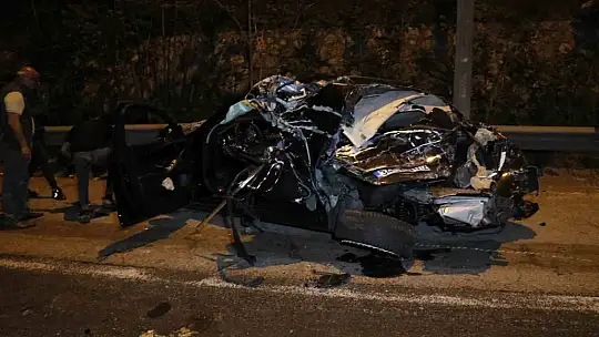 13 aracın karıştığı Adana'daki kazada kapanan otoyol ulaşıma açıldı