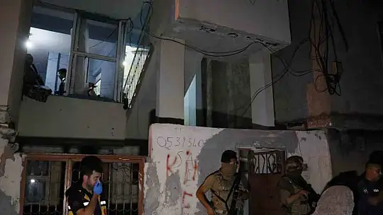 Adana'da alacak verecek kavgasında silahlar konuştu: 1 ölü, 1 yaralı