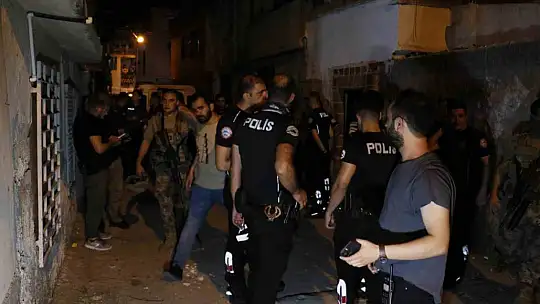 Adana'da alacak verecek kavgasında silahlar konuştu: 1 ölü, 1 yaralı