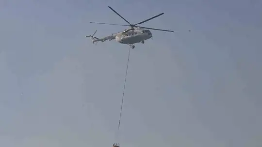 Adana'da orman yangınına havadan ve karadan müdahale devam ediyor