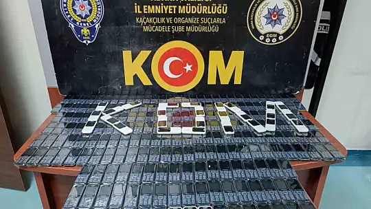 Adana'da sahte içki ve kaçakçılık operasyonları: 13 şüpheli yakalandı