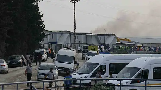 Adana'da SASA fabrikasında yangın: 2 yaralı