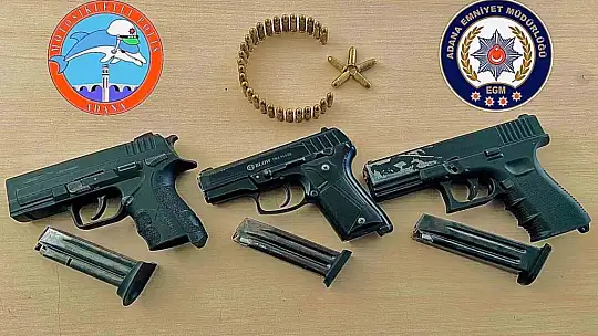 Adana polisinin 'şok uygulamaları'nda bin 287 adet ruhsatsız silah ele geçirildi