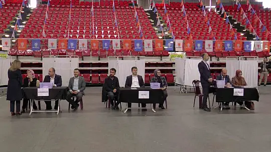 Karaaslan: 'Biz bu ülkenin meçhule gitmesine izin vermeyeceğiz'