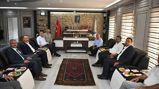 Akar ve Büyükkılıç Kayseri'nin ilçelerini ziyaret etti