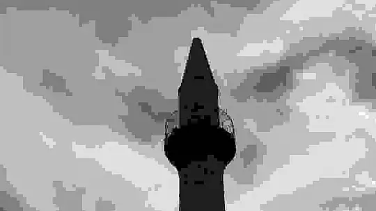 Aleme isabet eden yıldırım cemaati korkuttu