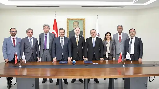 ERÜ Rektörü Altun'a yeni görev