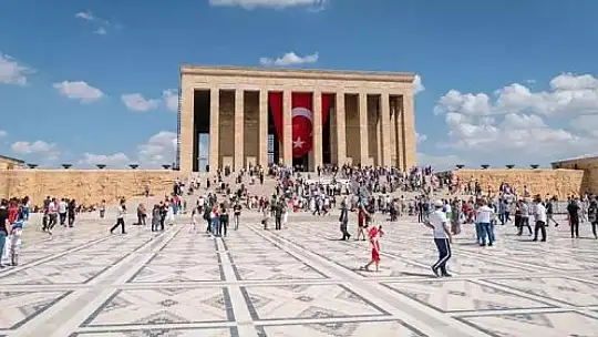 İşte her yıl sorulan o soru: 10 Kasım resmi tatil mi?