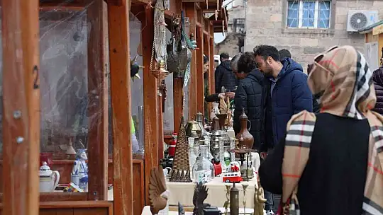 Antika Pazarı'na ilgi artıyor