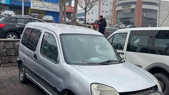 Araçları Change Yapmak İsteyen 8 kişi Yakalandı