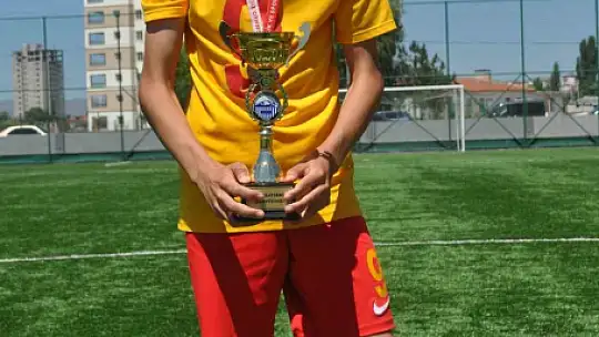 Arda Yiğit Oflaz takımın en golcü oyuncusu