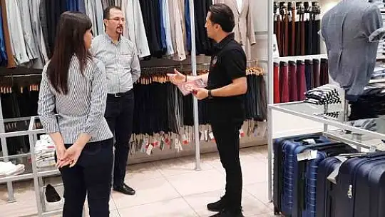 AVM'de terör uyarısı