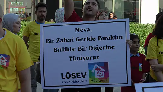 Arkadaşlarından lösemi tedavisi gören Meva'ya sürpriz...