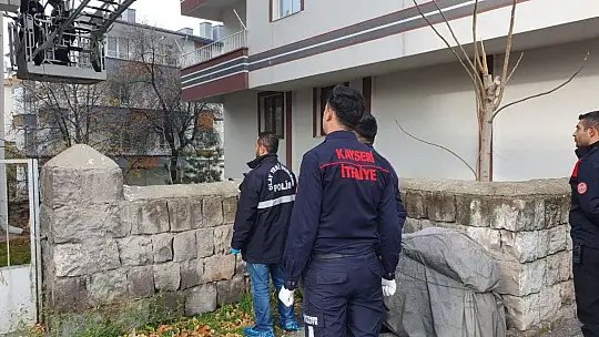 Yaşlı kadın intihar etti, görenler şok oldu!