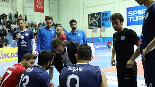 Develi Belediyespor, Galatasaray HDI Sigorta'ya mağlup oldu