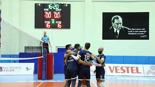 Develi Belediyespor, Galatasaray HDI Sigorta'ya mağlup oldu