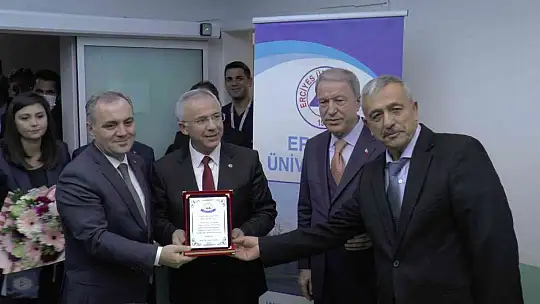 Bakan Akar: 'Kayserililer her zaman devletin yanında olmuşlardır'