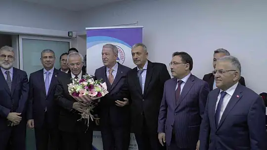 Bakan Akar: 'Kayserililer her zaman devletin yanında olmuşlardır'