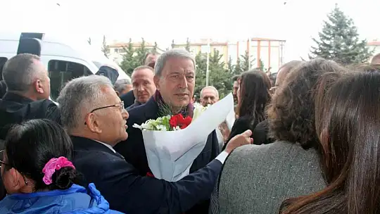 Bakan Akar Kayseri ziyaretinde açıklamalarda bulundu