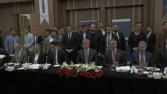 Akar: 'Yapılan gelişmelerin farklı algılanması nereden baksanız tutarsız, nereden baksanız ahmakça'