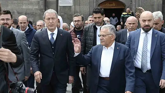 Bakan Akar ile Büyükkılıç, Bayramlaşma Programına katıldı