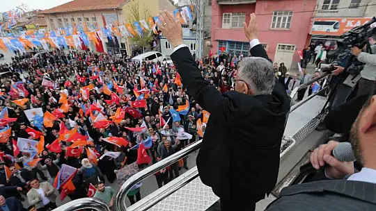 Ziyaret mitinge dönüştü..