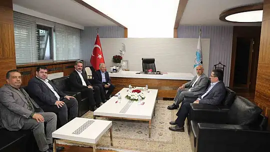 Bakan Kirişci, Büyükkılıç'ı ziyaret etti