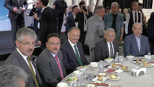 Özhaseki: Kayseri'de Sanayici ve İş Adamları ile buluştu