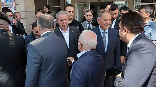 Bakan Özhaseki: 'Sene sonuna kadar 311 bin kalıcı konut tamamlanacak'