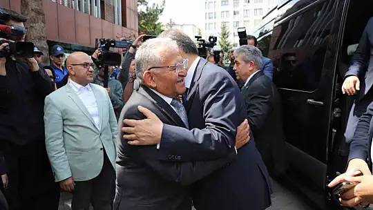 Bakan Özhaseki'ye coşkulu karşılama