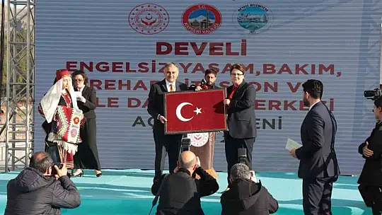 Bakan Yanık kamuda çalışan engelli memur sayısını açıkladı