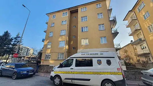 Banyoda düşen yaşlı adam hayatını kaybetti