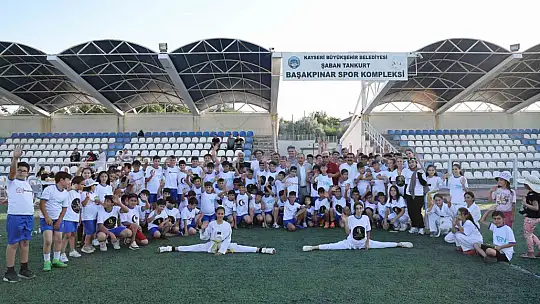 Yaz spor kursları büyük coşkuyla açıldı