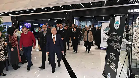 Dantel Anglez El Sanatları Sergisi açıldı