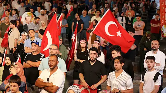 Büyükkılıç: 'FETÖ darbe girişimi Türk milletinin iman dolu göğsünde söndü'