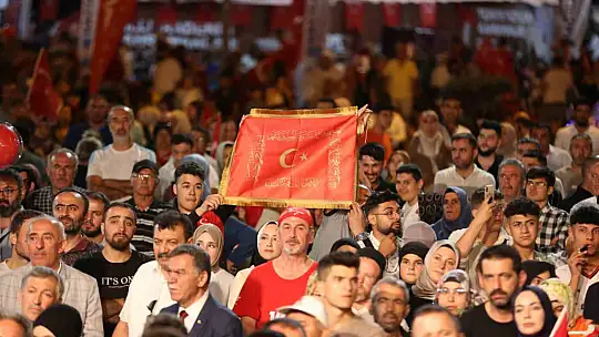 Büyükkılıç: 'FETÖ darbe girişimi Türk milletinin iman dolu göğsünde söndü'