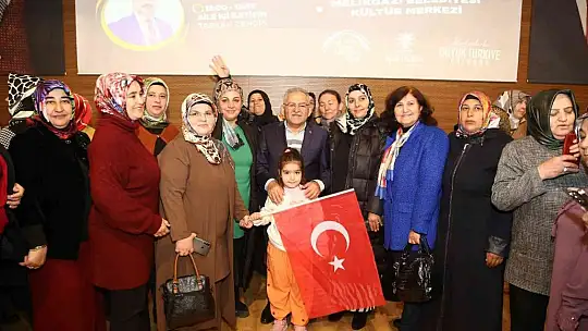 Başkan Büyükkılıç, 'Siyaset Akademisi Kadın' programına katıldı