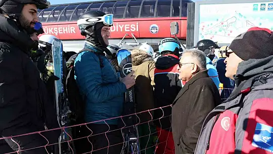 Büyükkılıç: 'Türkiye'nin her yerinden Erciyes'e geliyorlar'