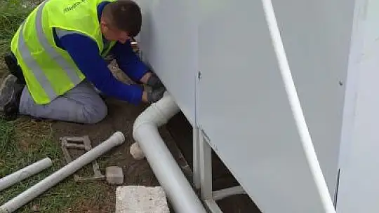 Büyükşehir depremin ilk gününden beri yaraları sarıyor