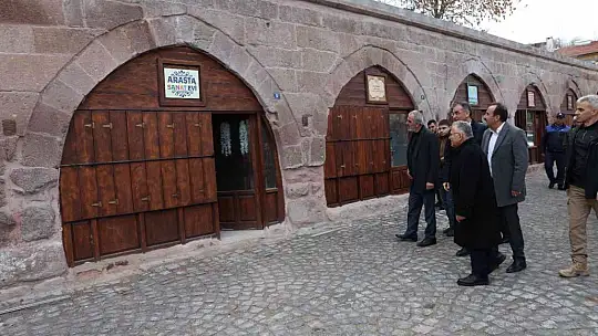 Büyükkılıç, 16 ilçeyi hizmetle buluşturdu