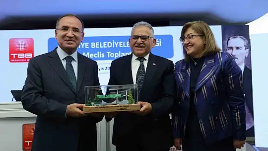 Büyükkılıç, 4 yıla 29 ödül sığdırdı