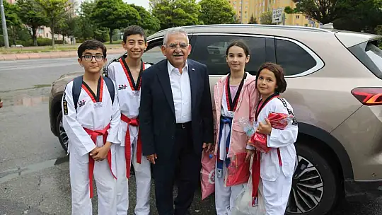 Başkan Büyükkılıç'a yoğun ilgi