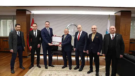 Başkan Büyükkılıç'a yargı mensuplarından ziyaret