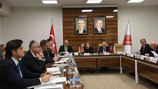 Büyükkılıç, AK Parti Genişletilmiş İl Başkanları Toplantısı'na katıldı