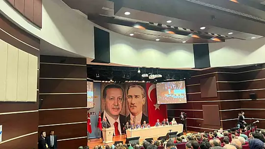 Büyükkılıç, 'AK Parti'mizin 22'nci kuruluş yıl dönümünü kutluyorum'