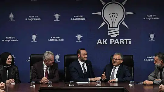 Başkan Büyükkılıç, AK Parti teşkilatlarıyla bir araya geldi